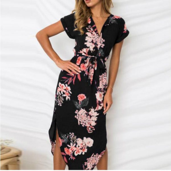 Floral Print Short Sleeve Round Neck Summer Dress - Black - Front - Model
